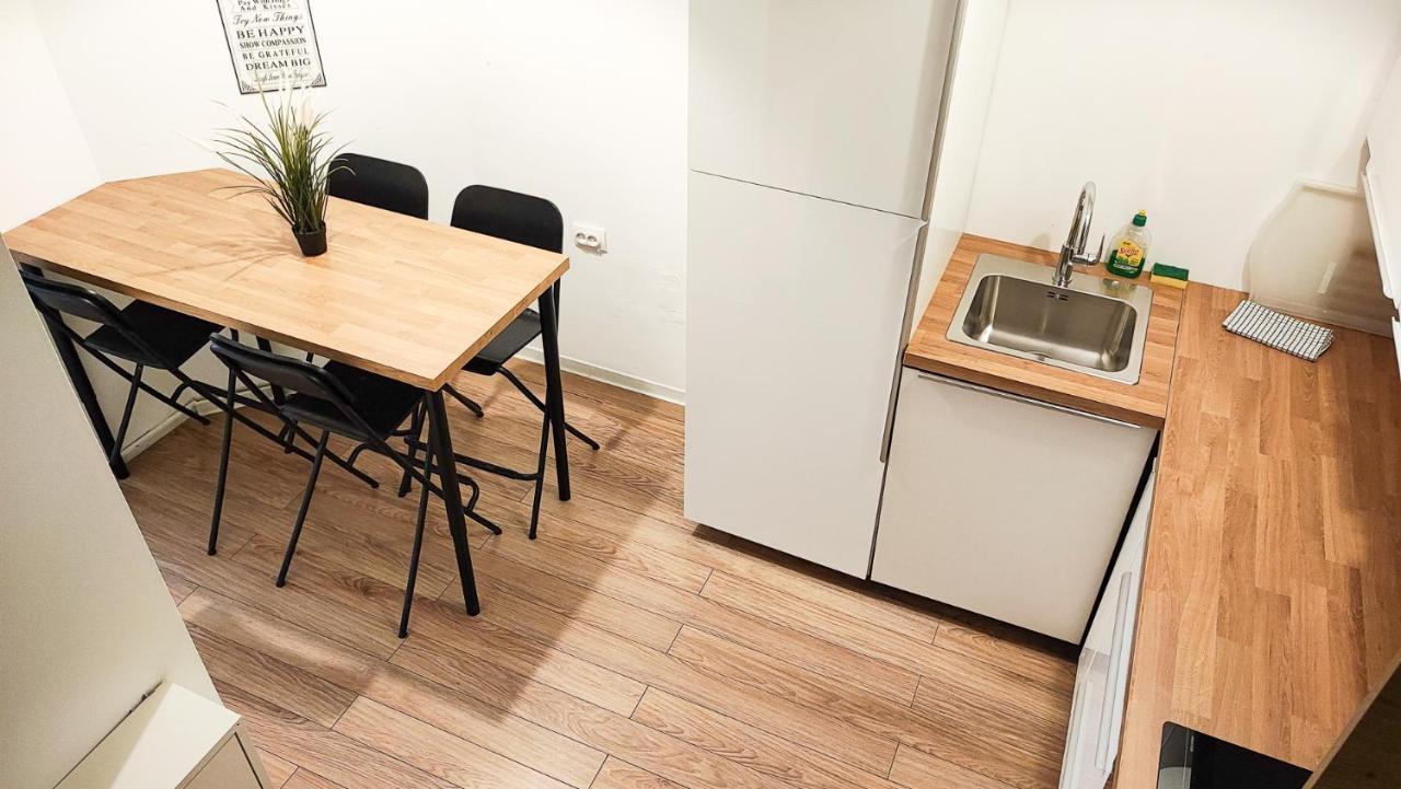 Filinhome Papa Suite 2 Novi Sad Buitenkant foto